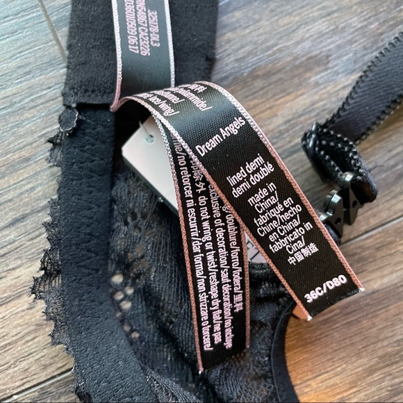 Victoria Secret Bra - Picture 6 of 6